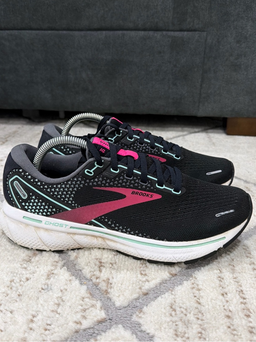 Brooks Ghost 14 Women's Athletic Running Shoes Sneakers Black Pink - Size 9.5